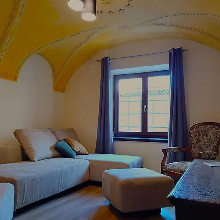 Apartment Radolca & *