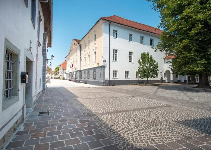 Radolca & * Radovljica